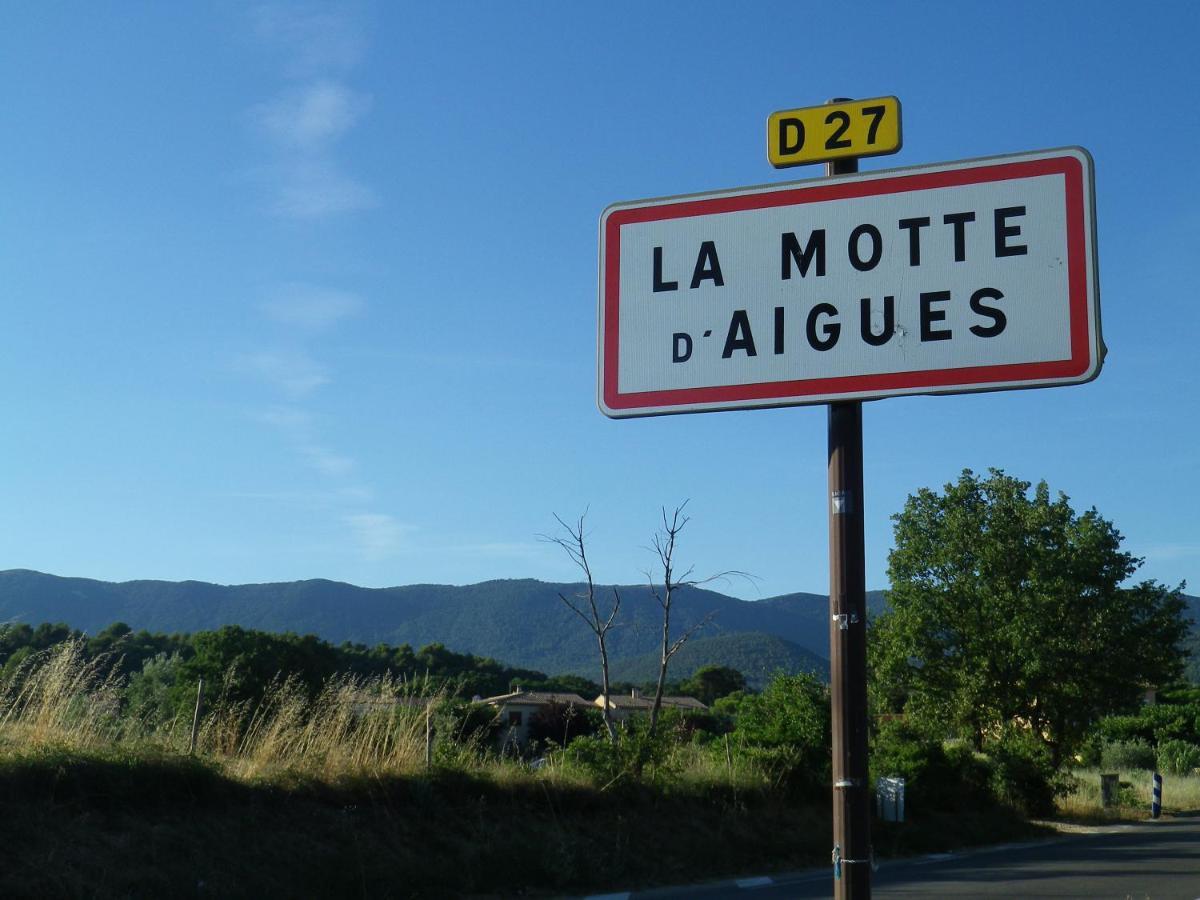 La Mordoree La Motte-d'Aigues Екстериор снимка